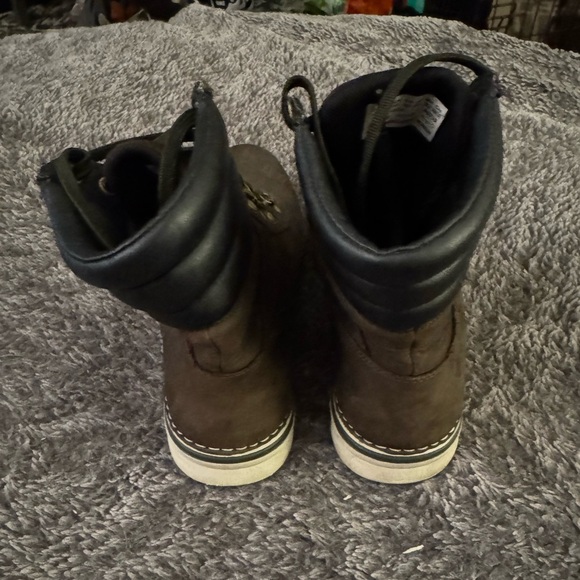 TIMBERLAND Women’s Conant Boots - Picture 5 of 11